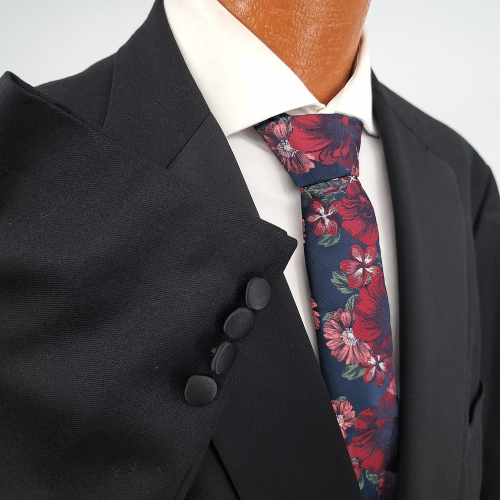 Tom James Mens Tuxedo Jacket 56R Black Single Button Peak Lapel Paisley Lining